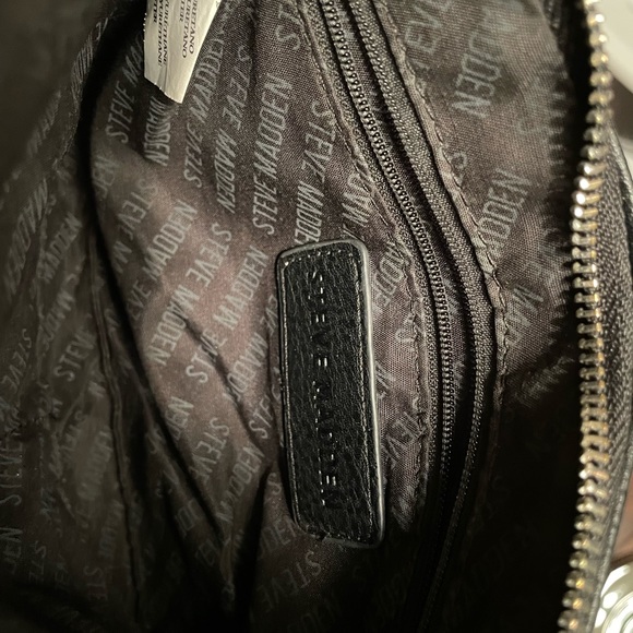 Steve Madden clutch - Picture 2 of 4